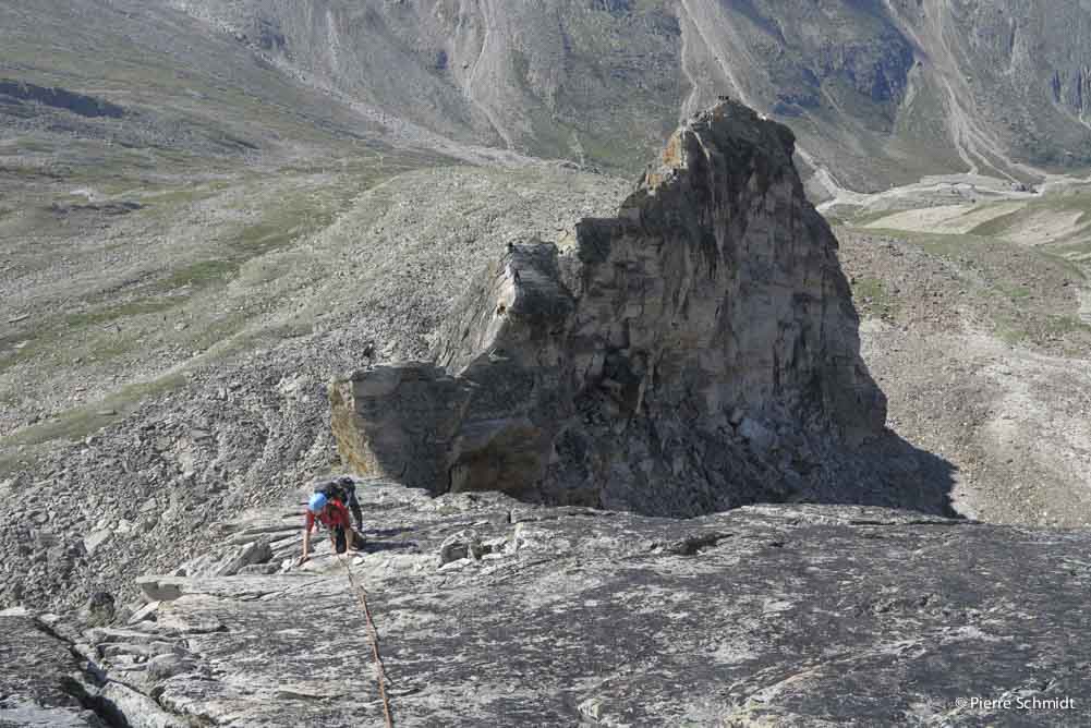 Beginning of Dri Horlini ridge